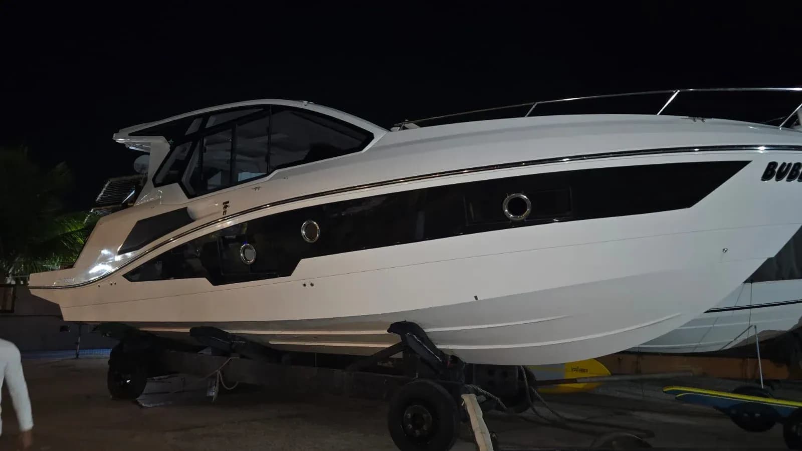 Coral 40A FULL 2024 — lancha 40 pés seminova